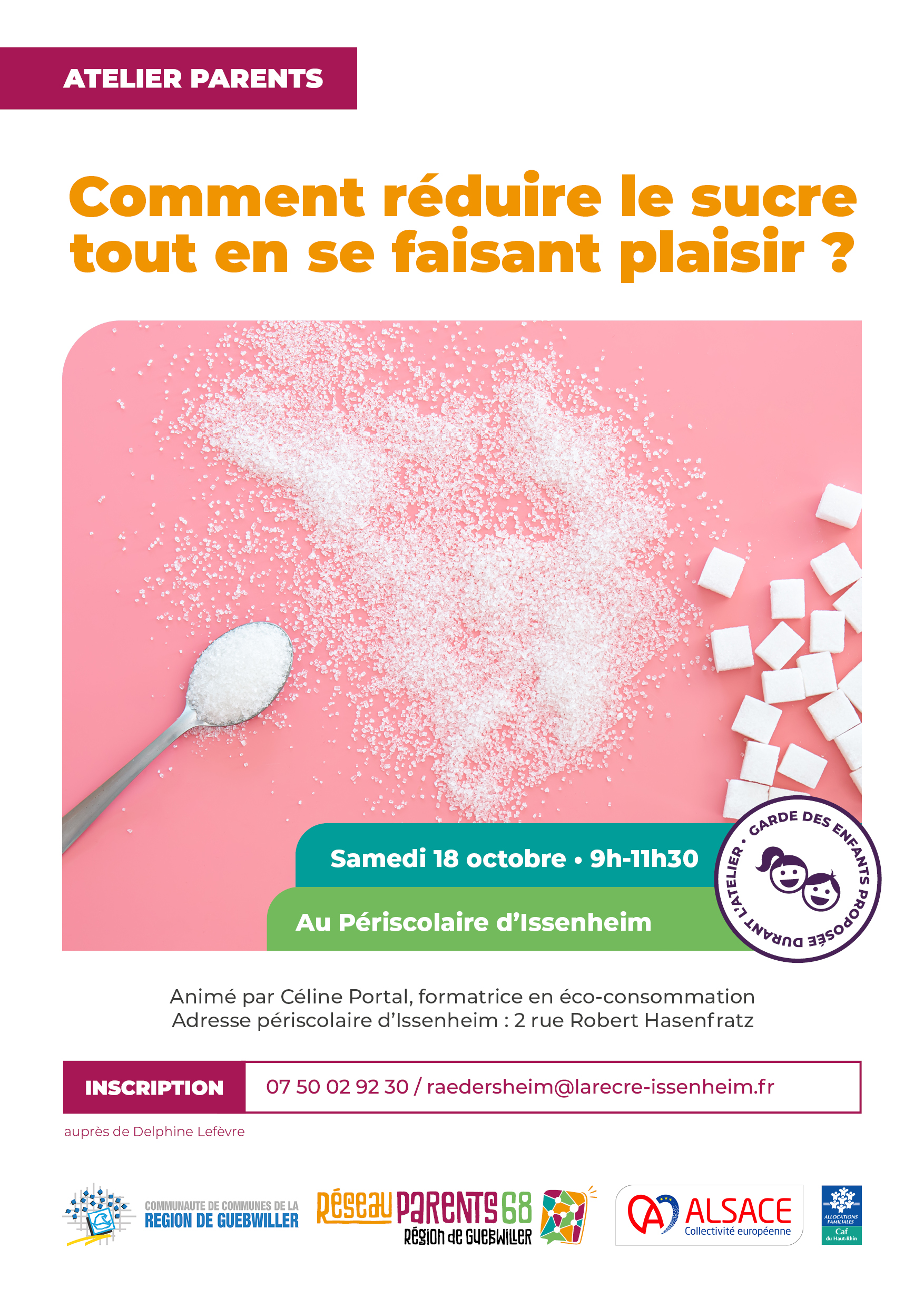 Affiche de l'exposition « L'Éloge des Vosges » au Château de la Neuenbourg. L'affiche présente en son centre une vieille photo en noir et blanc d'une route de montagne. Sur la photo, deux vaches marchent près de panneaux de signalisation routière. Autour de la photo, le fond est vert et des motifs graphiques bleus, rayures et grilles, sont présents. Le titre de l'exposition, les dates (du 19 juin au 26 octobre) et les informations du lieu sont écrits en blanc.